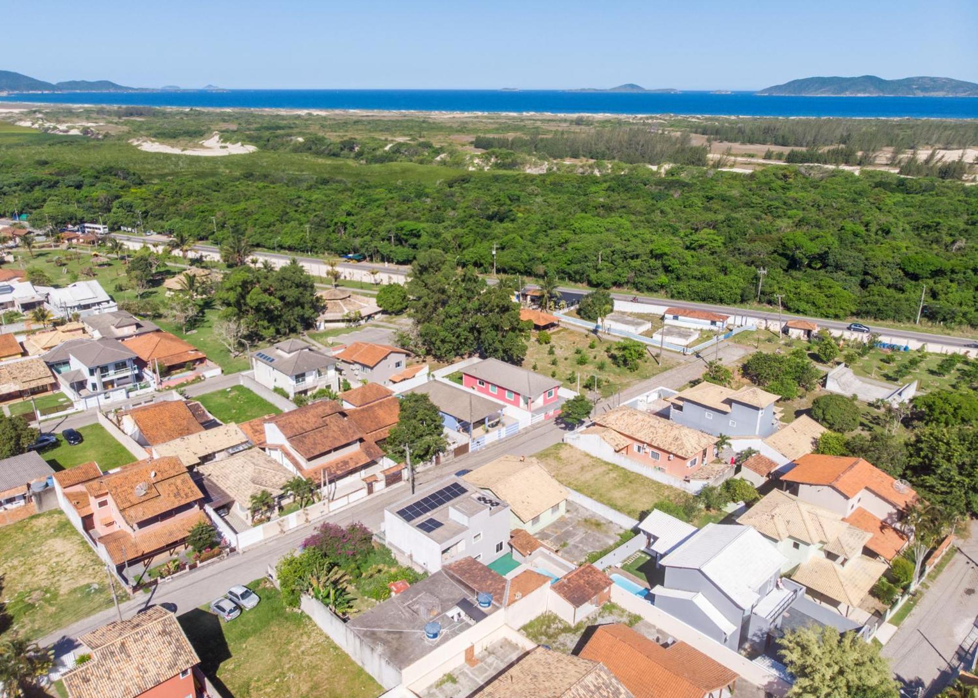 Refugio Tropical Casa De Praia Com Piscina Aquecida E 4 Suites E Garagem 3 Carros, 800 Mtrs Da Praia Internet 700 Mbps, Condominio Privado Com Pista De Skate , Quadra De Futevolei , Campos E Quadras De Futebol! Кабу-Фриу Экстерьер фото